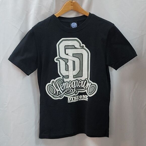NWOT Boys San Diego Ca  Teeshirt! - Picture 1 of 5